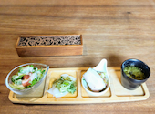 kitchen+bar=870 キッチン バー ハナレ: きなこさんの2024年03月01日の2枚目の投稿写真
