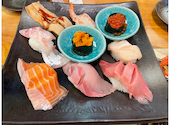元祖ぶっち切り寿司 魚心 三宮店: リョビーニョさんの2025年05月30日の1枚目の投稿写真