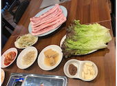 韓国料理 サムギョプサル食べ放題  とんどこ 新大久保店: キジさんの2025年10月の1枚目の投稿写真