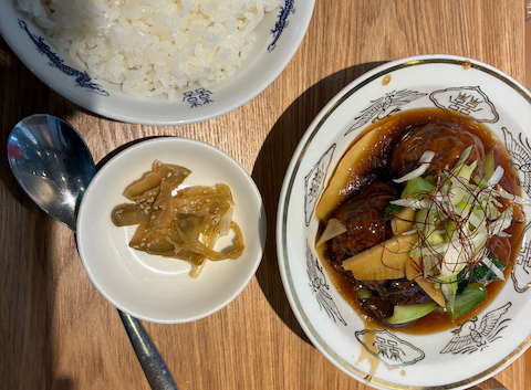 肉中華BAKU 吉川店: やすさんの2025年11月26日の1枚目の投稿写真