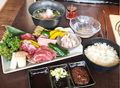炭火焼肉 やましろ: 満腹六郎さんの2026年08月30日の1枚目の投稿写真