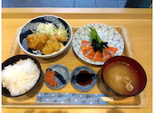 海鮮丼 天ぷら 博多 喜水丸 イオンマリナタウン店: べってさんさんの2026年04月28日の1枚目の投稿写真