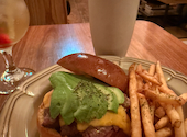 KAKUMEI Burger&Cafe: もつさんの2026年05月02日の1枚目の投稿写真