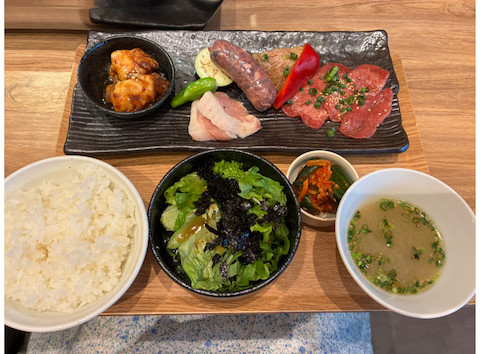 焼肉 安萬 三井アウトレットパーク岡崎店: はらちゃんさんの2026年04月16日の1枚目の投稿写真