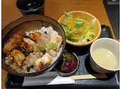 YAKITORI&SAKE 鳥光國 上野の森さくらテラス店: 旅えもんさんの2026年08月22日の1枚目の投稿写真