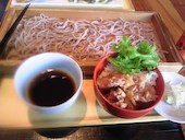 ランチのそばと豚丼のセット