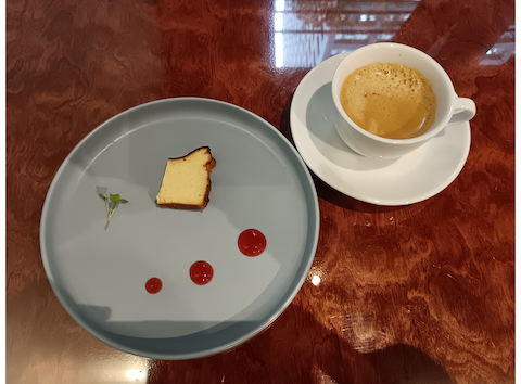 くじらの王様 LA BALENA NEL PARCO: たびとさんの2025年11月09日の3枚目の投稿写真