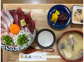 月見海鮮丼 菊藏: みんさんの2022年04月23日の1枚目の投稿写真