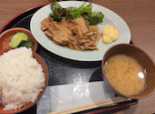 もつと海鮮　焼き鳥にの　札幌駅北口西店【昼飲み×喫煙】: ももっちさんの2026年07月04日の1枚目の投稿写真
