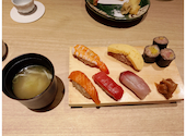 鮨と酒日和 ととうお新丸の内センタービル店: チアさんの2026年04月18日の2枚目の投稿写真