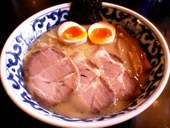 九段 斑鳩: KEIさんの2012年03月11日の1枚目の投稿写真