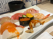 元祖ぶっち切り寿司　魚心　梅田店: まなみさんの2026年04月の1枚目の投稿写真