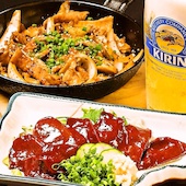 馬ホルモン鉄板とレバ刺身