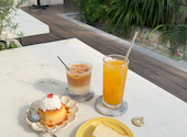 &t cafe: ピコ太郎さんの2024年05月23日の1枚目の投稿写真