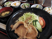 りんご並木の三連蔵: はばねろさんの2008年06月17日の2枚目の投稿写真