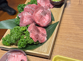 焼肉一心たん助 池袋店: ざわちんさんの2025年07月21日の2枚目の投稿写真