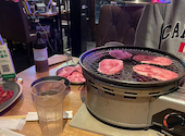 焼肉やる気 PREMIUM 食べ放題 京都駅前西店: HP猫さんの2024年12月19日の1枚目の投稿写真
