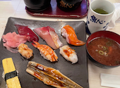 元祖ぶっち切り寿司 魚心 本店: さとるさんの2026年09月09日の1枚目の投稿写真