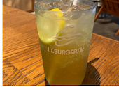 J S BURGERS Jr 越谷レイクタウン店: ハンナさんの2026年07月01日の1枚目の投稿写真