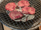 炭火焼肉酒房 雷音 たまプラーザ店: おけいさんの2026年04月20日の1枚目の投稿写真