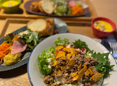 Healthy Cafe. 白ごまと黒ごま: よっちさんの2026年10月12日の1枚目の投稿写真