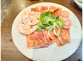 原価ビストロチーズプラス 名古屋錦店: 柴犬さんの2025年05月18日の1枚目の投稿写真