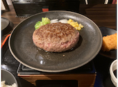 とろけるハンバーグ 福よし 六本木店: コロさんの2024年12月09日の2枚目の投稿写真