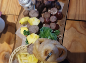 肉バル D.U.M.B.O ダンボ 横浜みなとみらい東急スクエア店: もっさんさんの2023年05月14日の2枚目の投稿写真