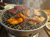 炭火焼肉 萬まる 府中本店: みんみんさんの2025年10月09日の2枚目の投稿写真