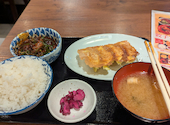 餃子とどて煮うさぎ屋: さとしさんの2026年05月16日の1枚目の投稿写真