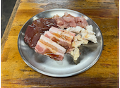 七輪炭火焼肉専門店 炭良 スミヨシ ホルモン: シロさんの2026年04月30日の2枚目の投稿写真