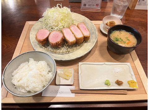 とんかつ ニューベイブ 梅田 豊崎店: ナツキさんの2026年04月09日の1枚目の投稿写真
