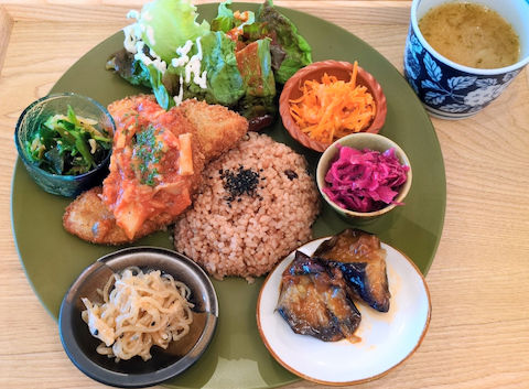 coret コレト: 小鳥さんの2025年10月19日の1枚目の投稿写真