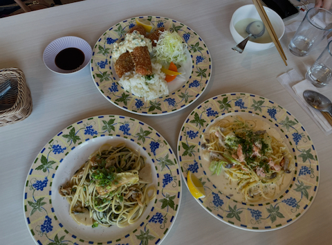 caMoco cafe 湖ASOBi: もぐもぐさんの2026年04月06日の1枚目の投稿写真