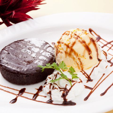 【なんば】女子会に使える、かわいいカクテル＆デザート充実の居酒屋おすすめ4選 の画像